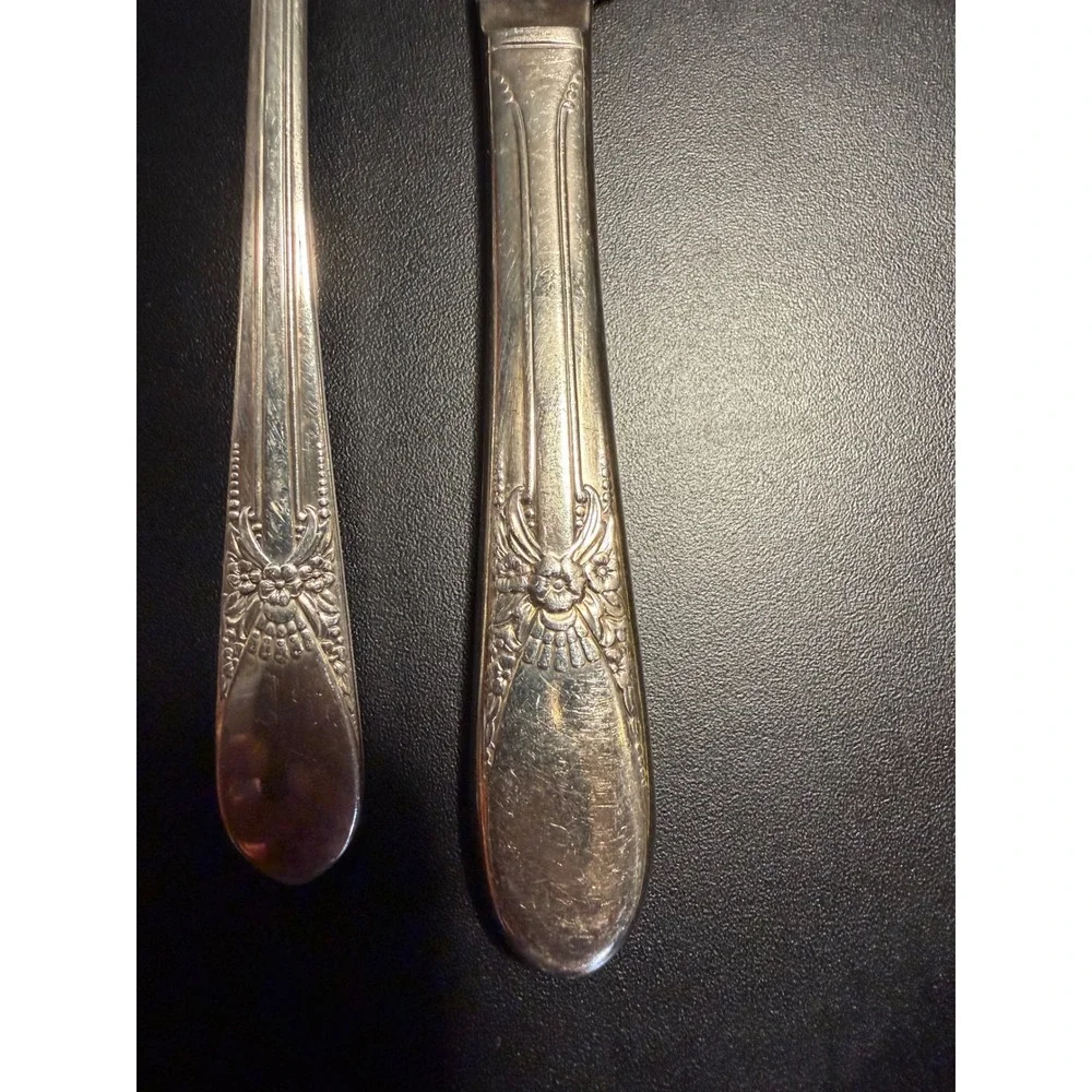 Oneida Wm Rogers Beloved Silverplate Flatware 5 Piece Place Setting Vintage‎